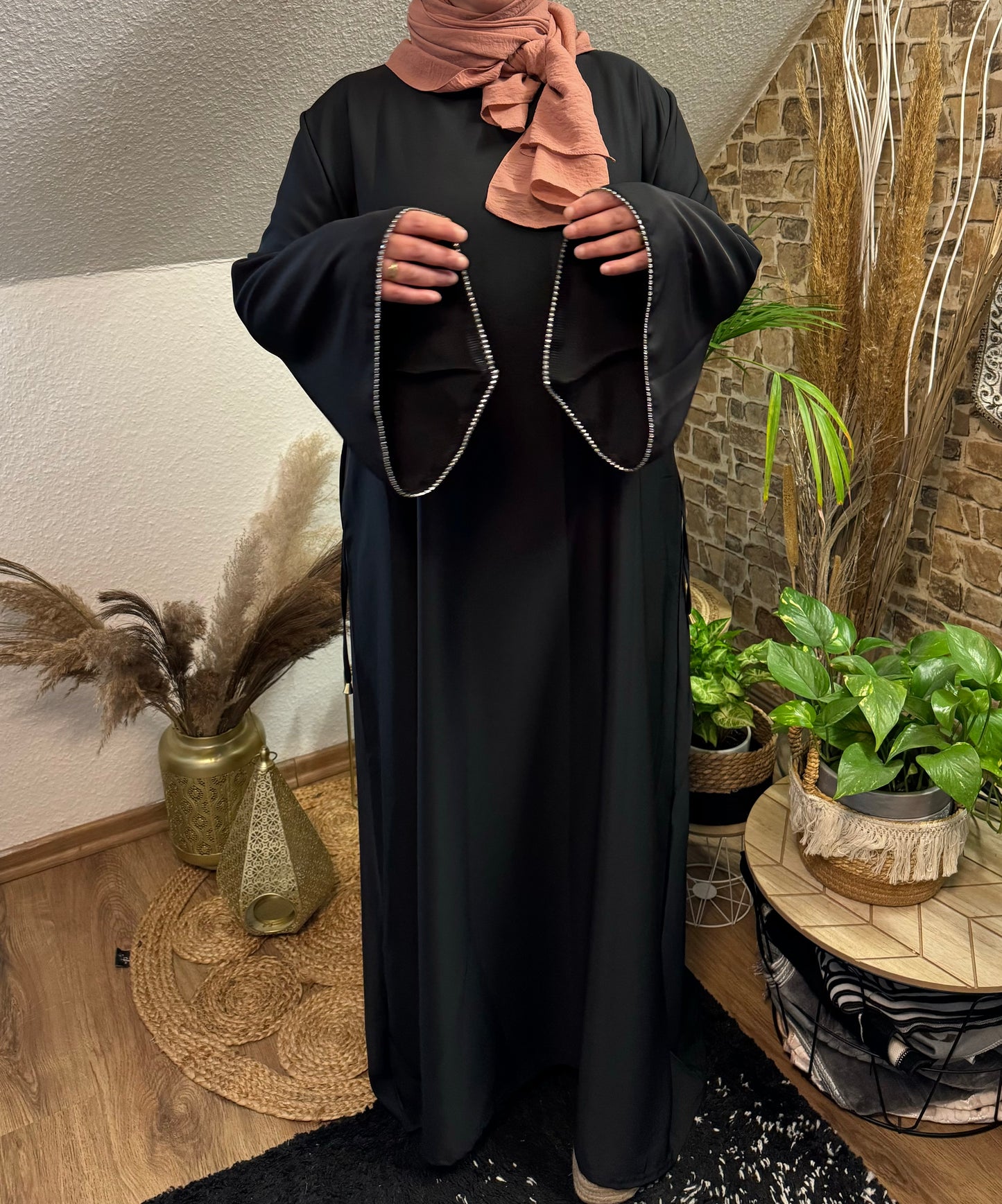 Abaya Asiya