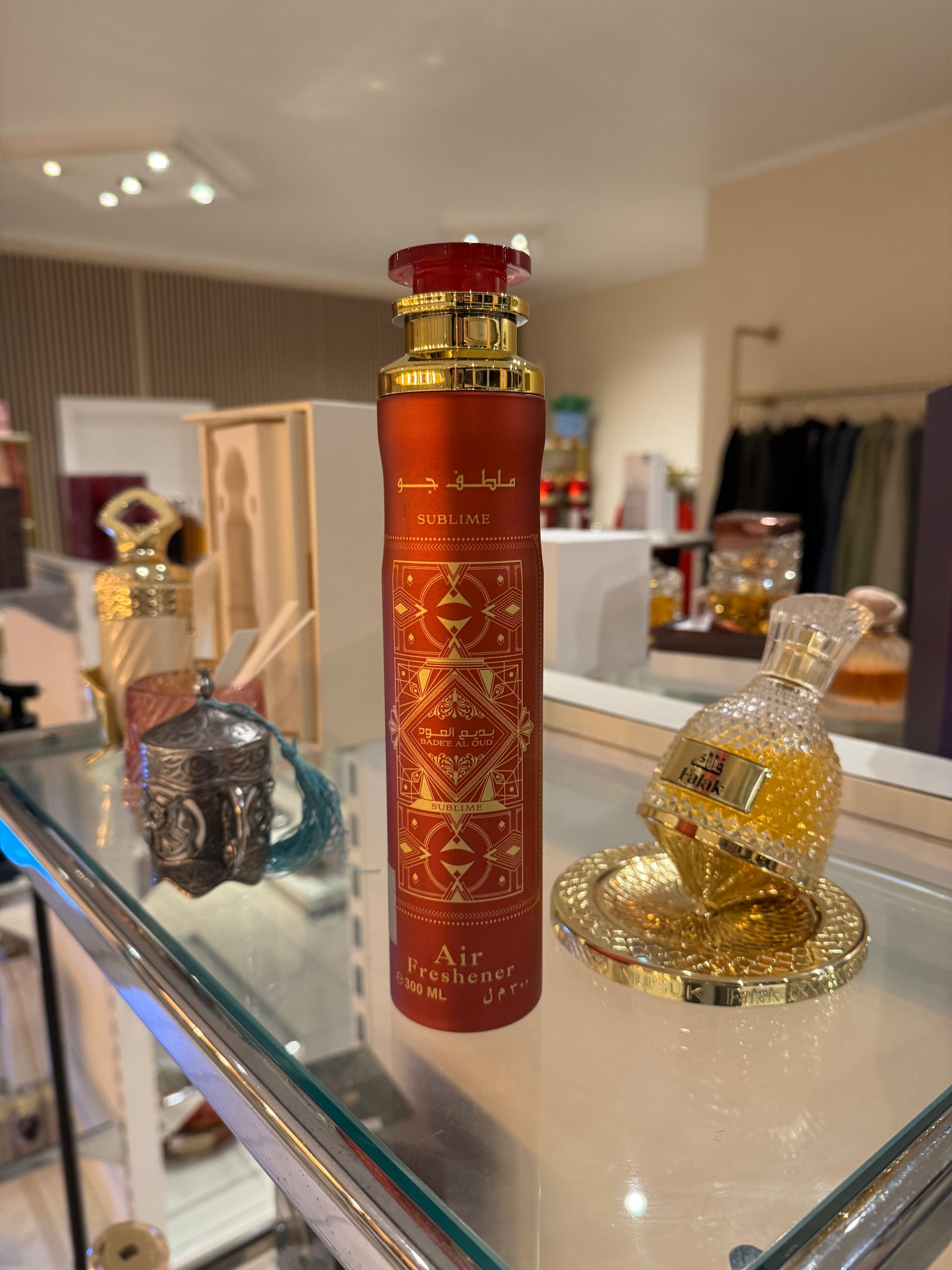 Raumduft 300 ml (1 Stück – Zufällige Marke &amp; Duftrichtung)