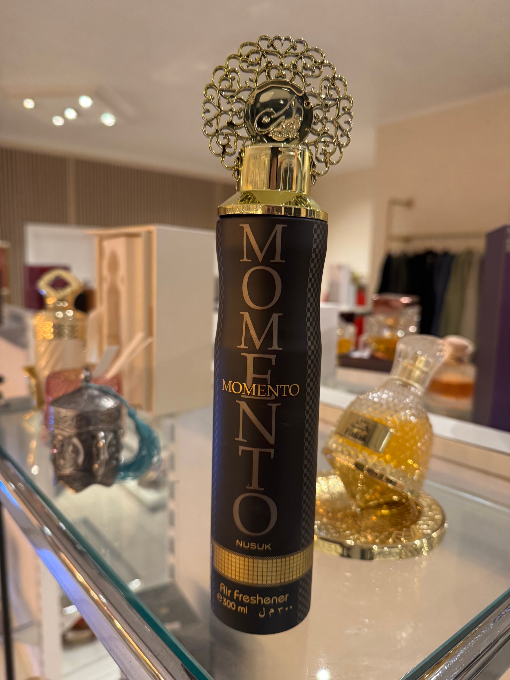 Raumduft 300 ml (1 Stück – Zufällige Marke &amp; Duftrichtung)